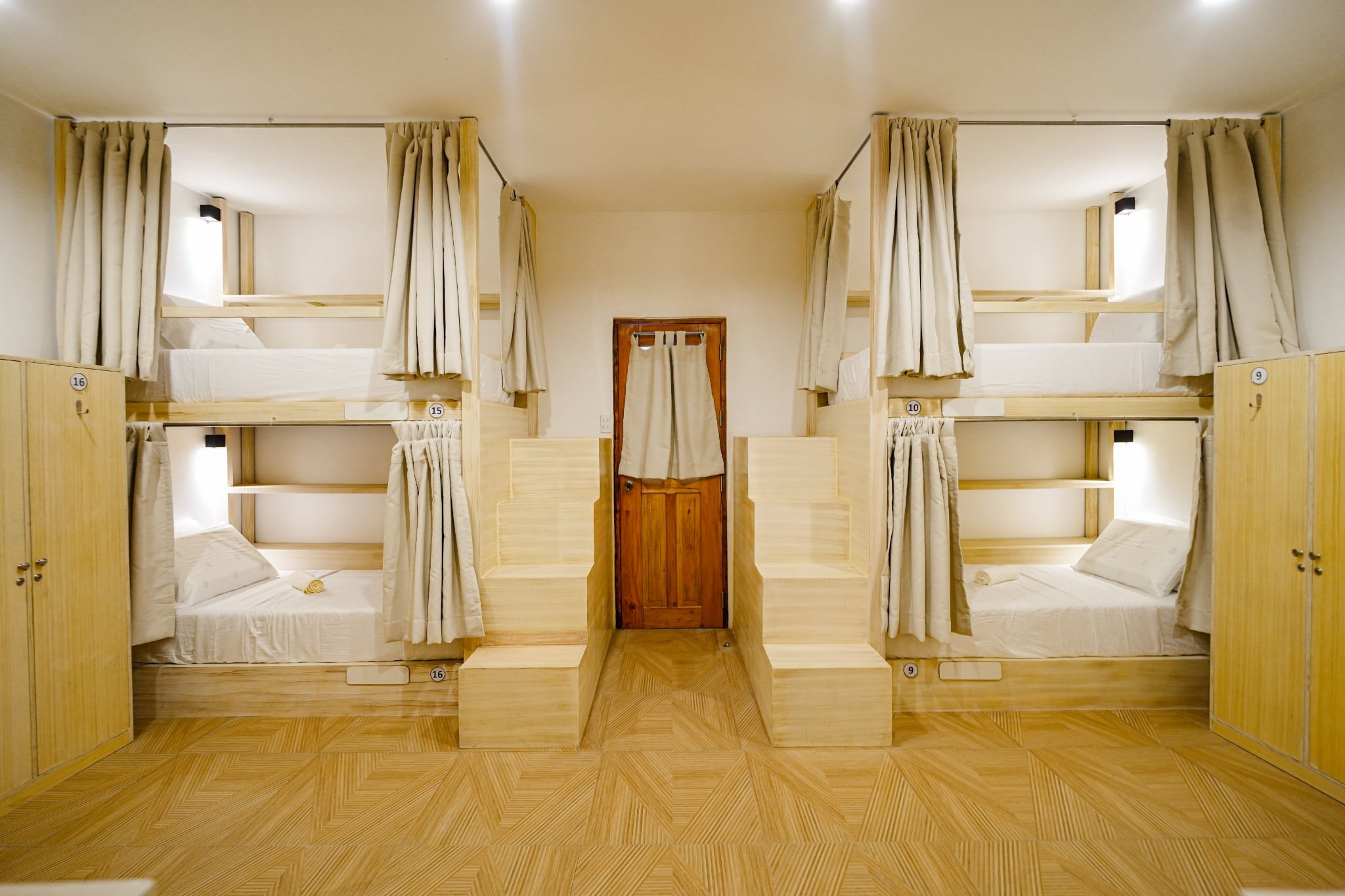 Dorm room with bunk beds at SunDay Hostel